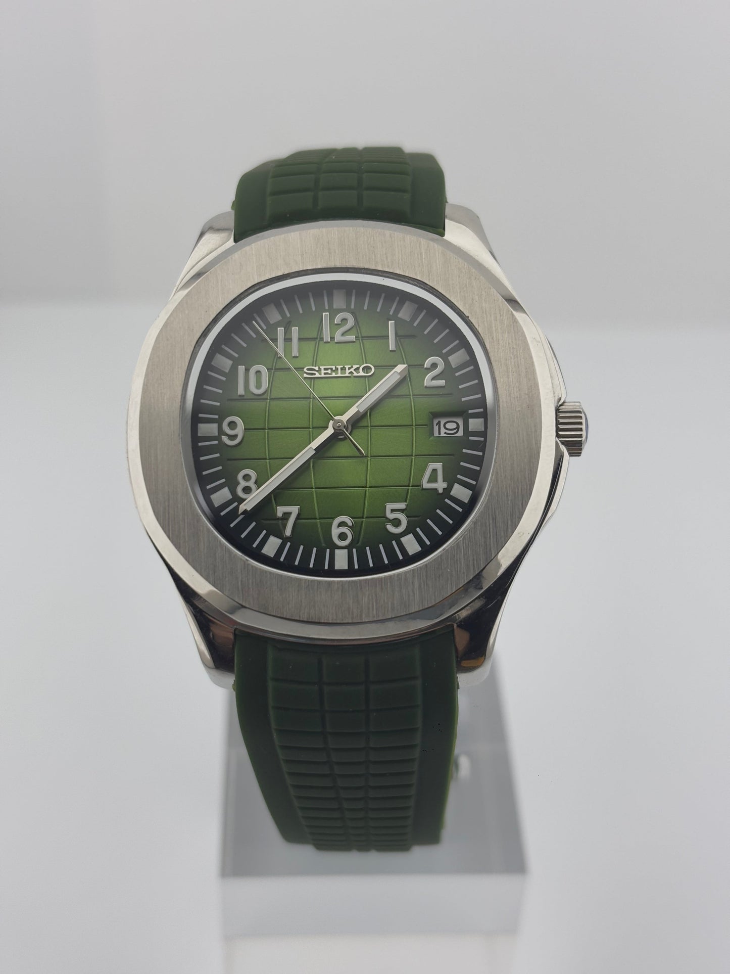 SeikoMod Aquanaut Green