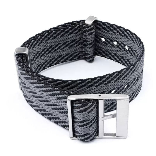 Retro NATO strap in black and gray
